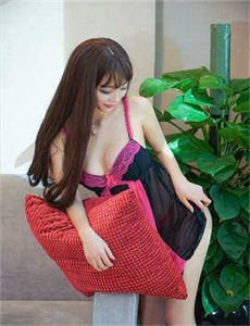 狂躁美女大BBBBBB视频U